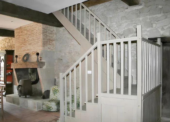 Manoir Elegant A Avec Grand Jardin Et Terrasse *